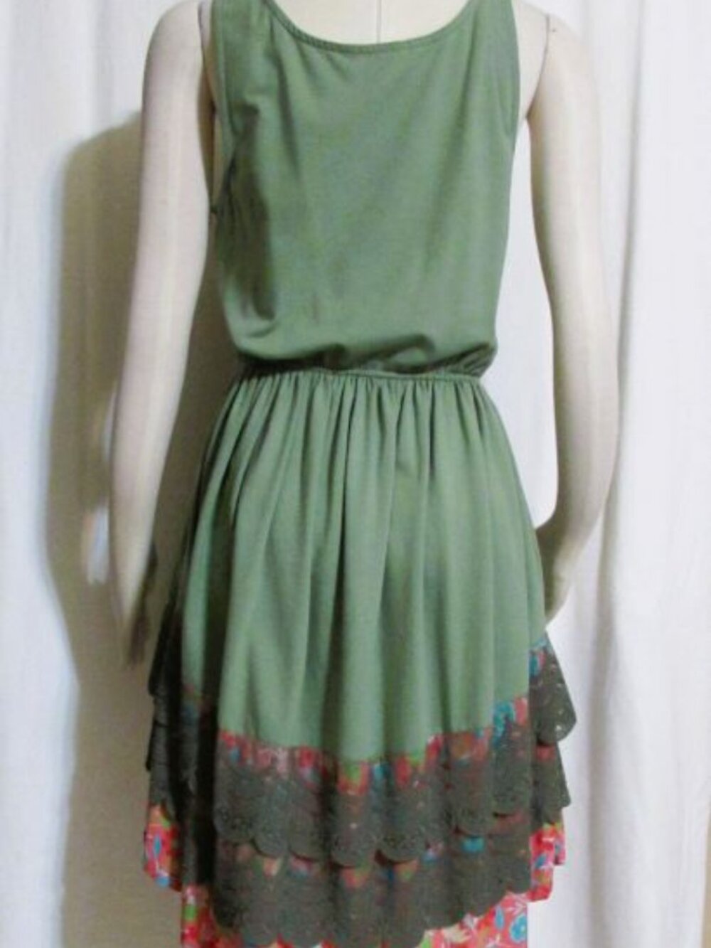 NEW Womens Ladies MATILDA JANE Olive Pink Floral Tiered Knee Dress L Orig $85 - Picture 7 of 10